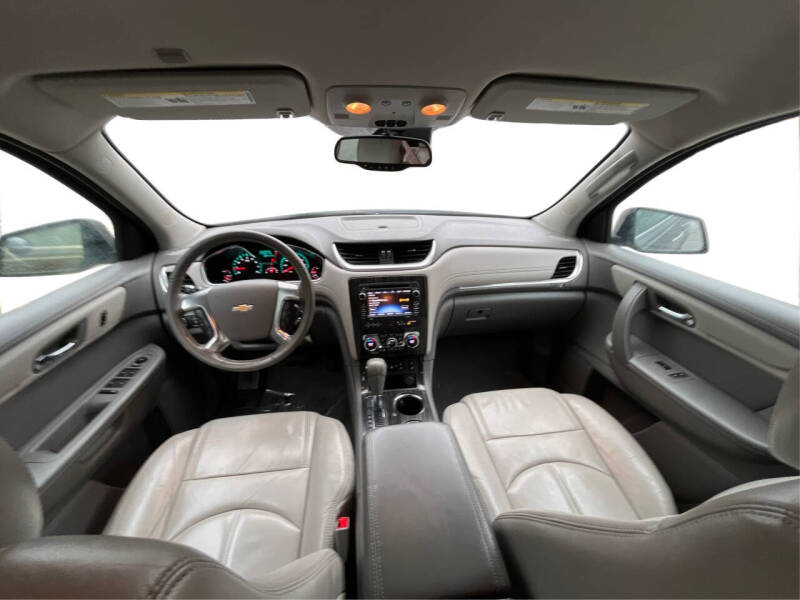 2014 Chevrolet Traverse 2LT photo 23