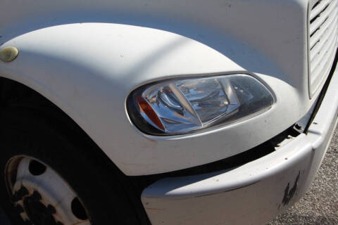 2015 Freightliner M2 106