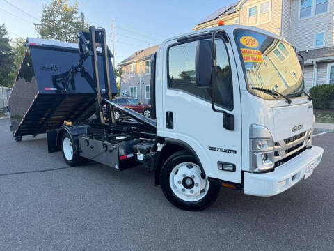 2024 Isuzu NPR-HD