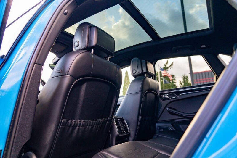 2017 Porsche Macan S