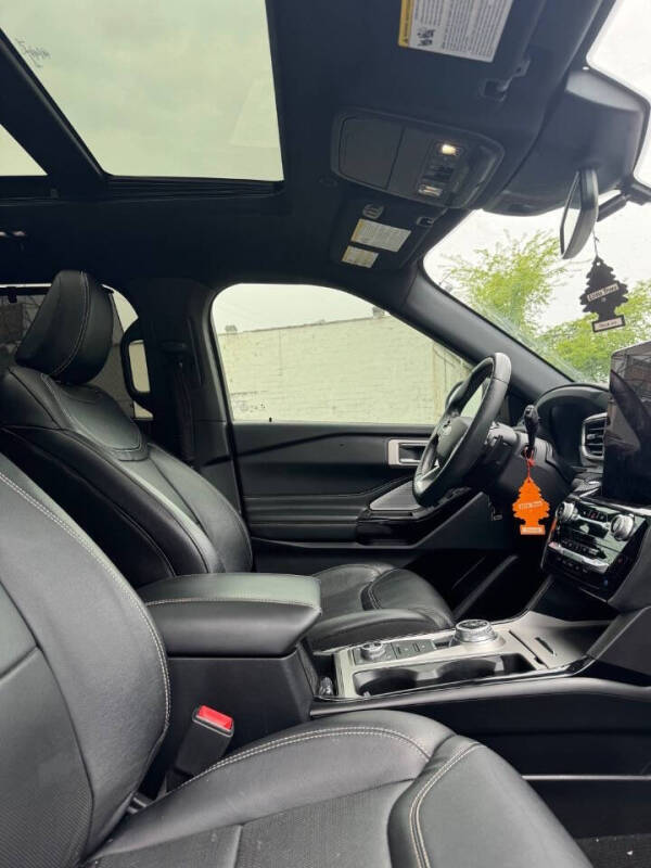 2021 Ford Explorer ST