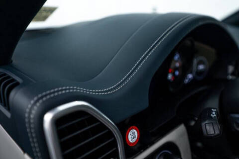 2022 Porsche Cayenne S