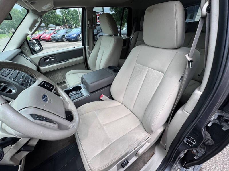 2011 Ford Expedition XLT