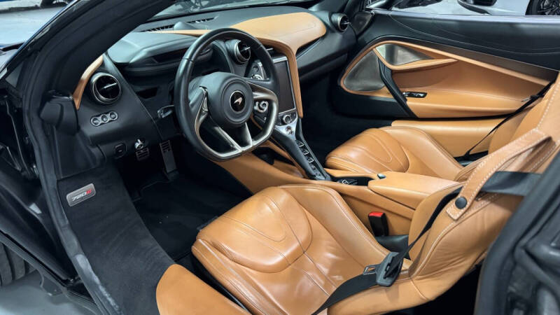 2020 McLaren 720S Spider