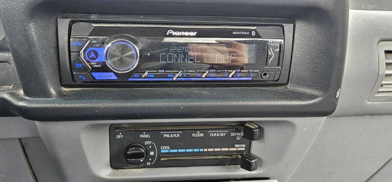 1994 Mazda B-Series B2300