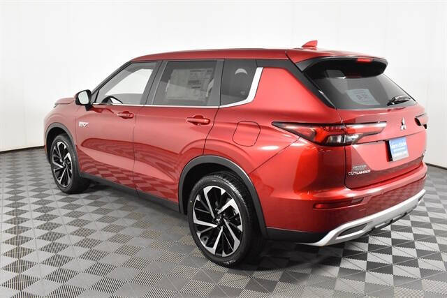 2025 Mitsubishi Outlander PHEV SE