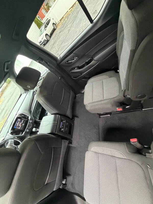 2022 Chevrolet Traverse LT