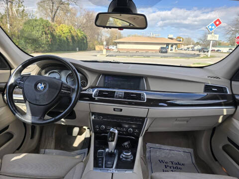2011 BMW 5 Series 550i xDrive Gran Turismo