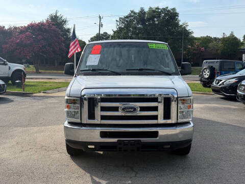 2010 Ford E-Series E-350 SD XL