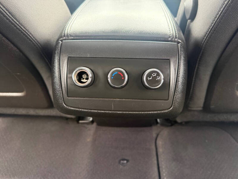 2011 GMC Acadia SLE