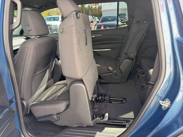 2024 Chevrolet Traverse LT