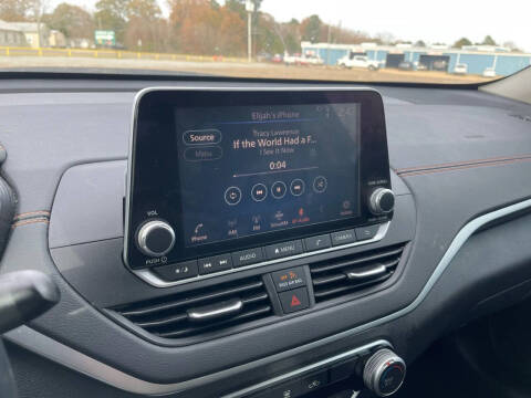 2021 Nissan Altima 2.5 SR