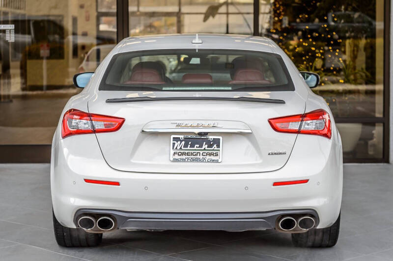 2018 Maserati Ghibli