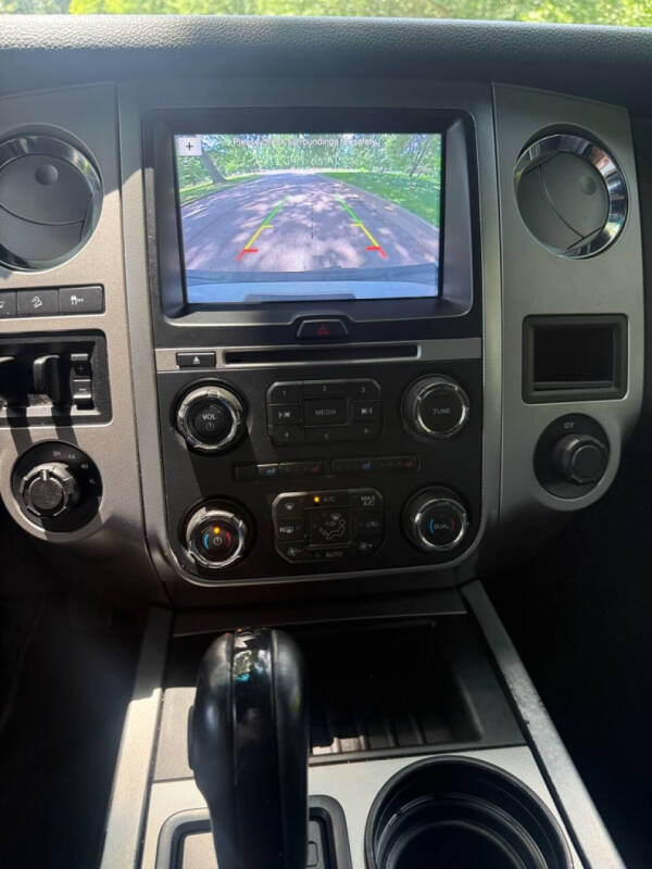2017 Ford Expedition XLT