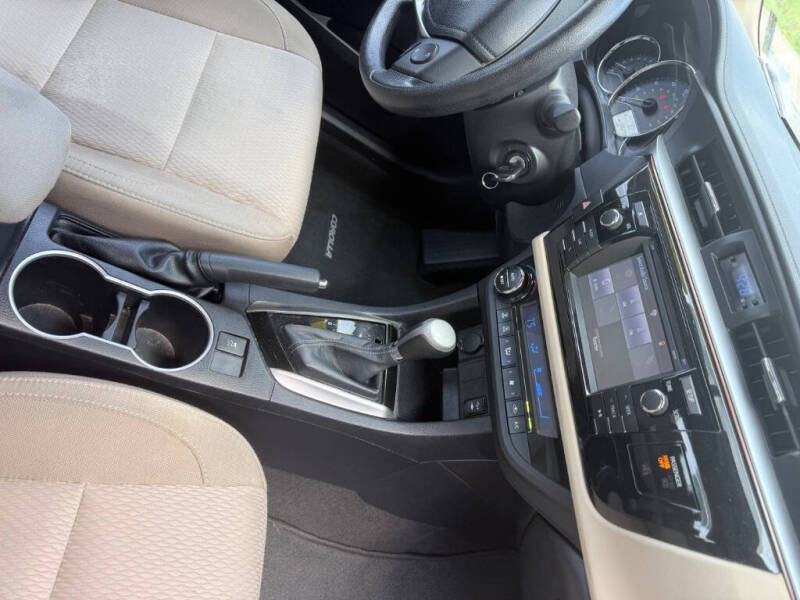 2014 Toyota Corolla LE