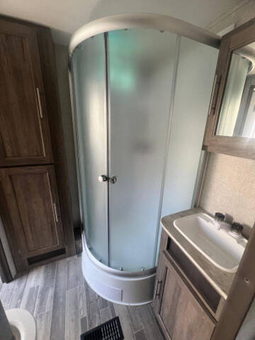 2022 Crossroads RV Zinger