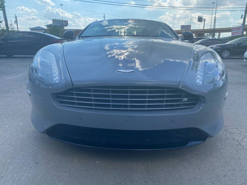 2016 Aston Martin DB9 GT