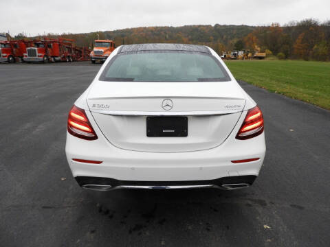 2017 Mercedes-Benz E-Class E 300 4MATIC
