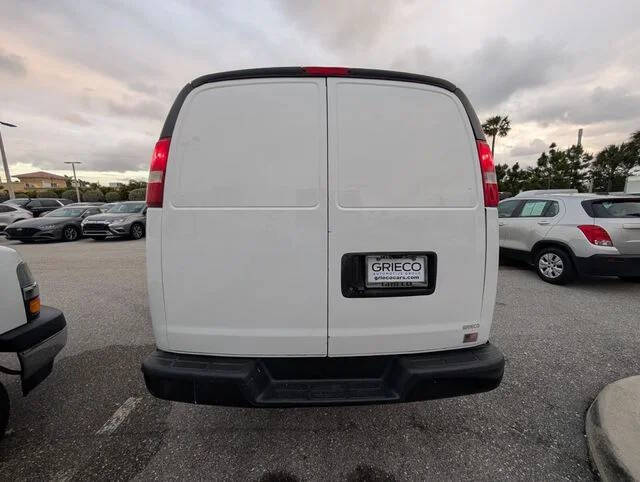 2021 Chevrolet Express 2500