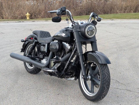 2016 Harley-Davidson FLD Switchback