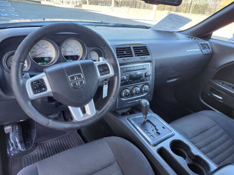 2013 Dodge Challenger SXT