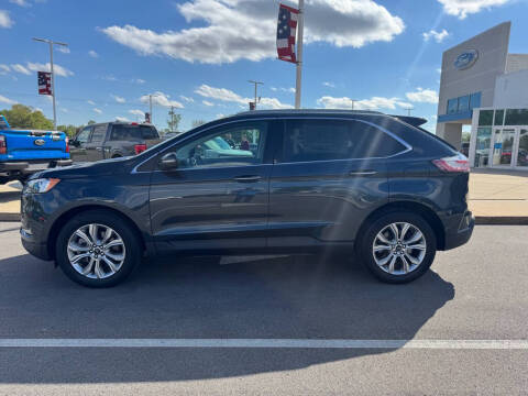 2023 Ford Edge Titanium