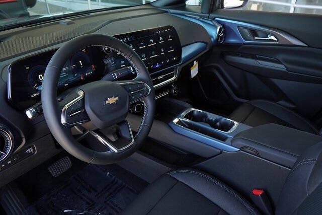 2026 Chevrolet Equinox EV LT 2