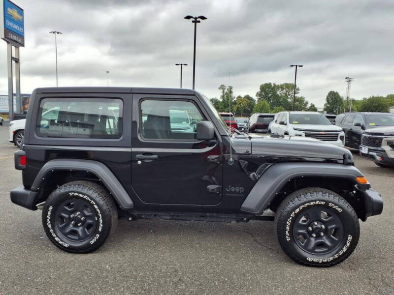 2022 Jeep Wrangler Sport