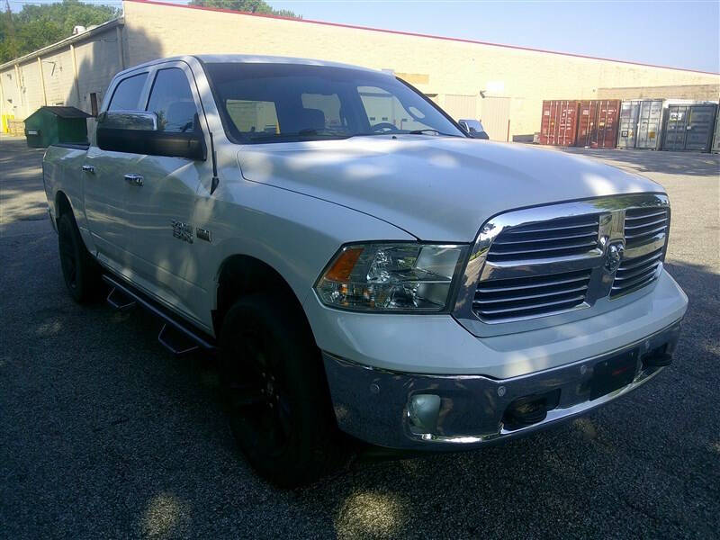2015 RAM 1500 SLT