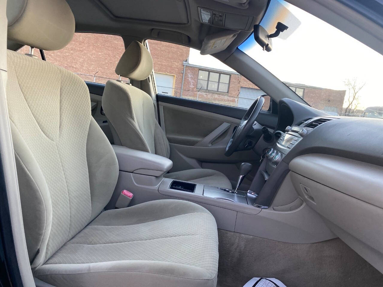 2007 Toyota Camry for sale at Ideal Cars LLC in Skokie, IL