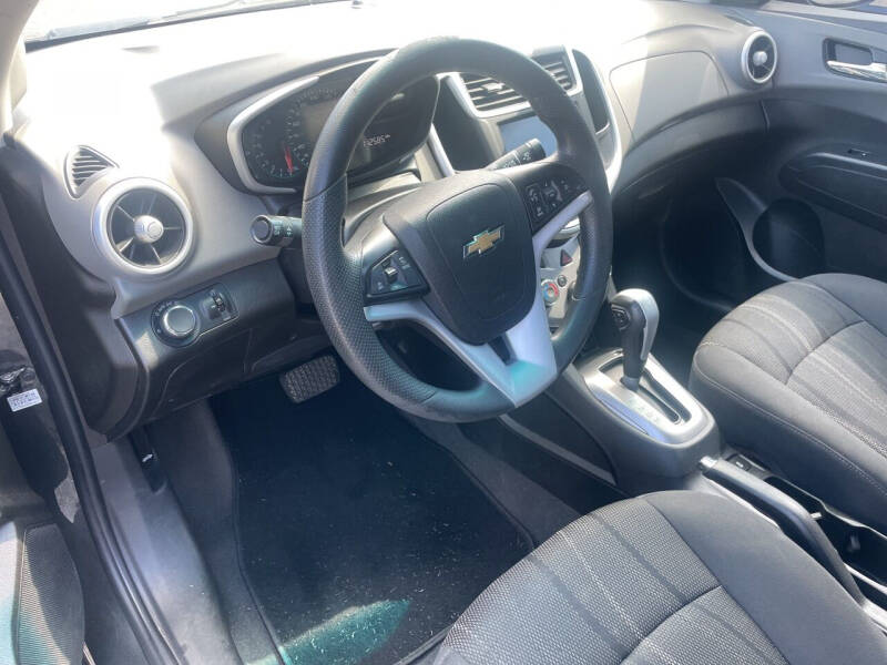 2017 Chevrolet Sonic LT Auto