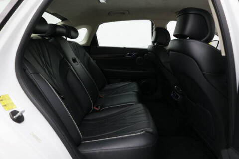 2023 Genesis Electrified G80