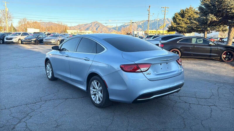 2015 Chrysler 200 Limited