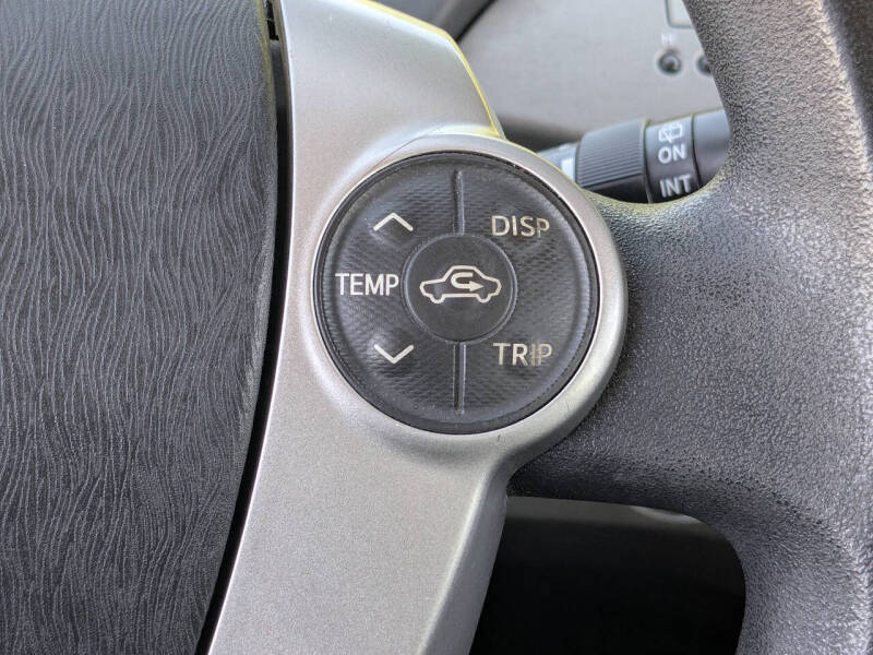 2013 Toyota Prius Plug-in Hybrid Advanced