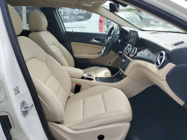 2015 Mercedes-Benz GLA GLA 250