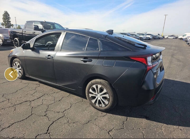 2021 Toyota Prius LE