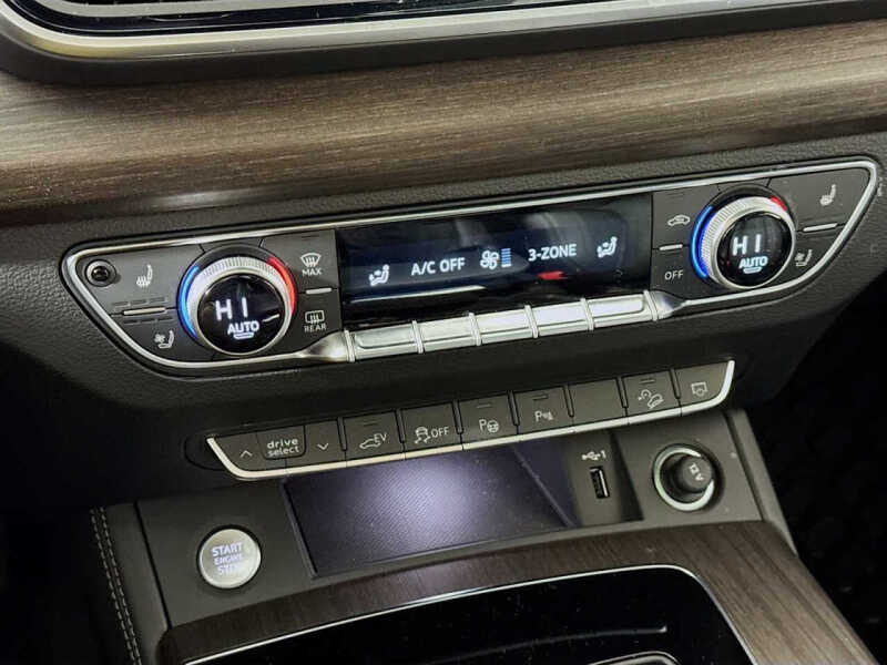 2024 Audi Q5 e quattro S line Prestg 55 TFSI