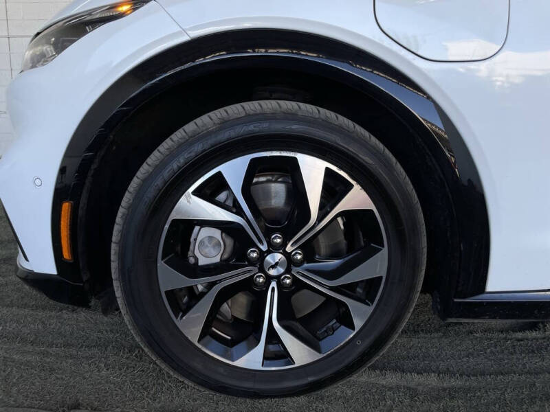 2021 Ford Mustang Mach-E Premium