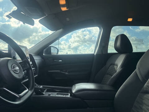 2022 Nissan Pathfinder S