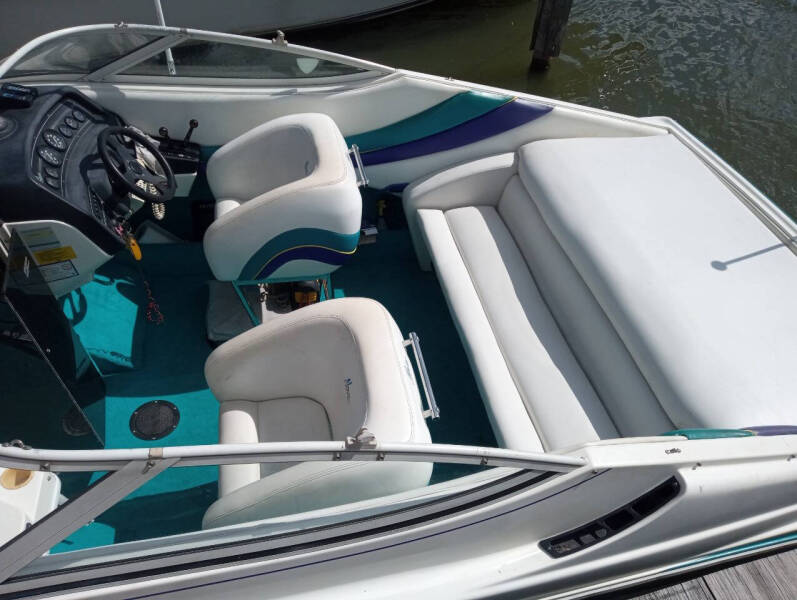 1994 Wellcraft Nova Spyder