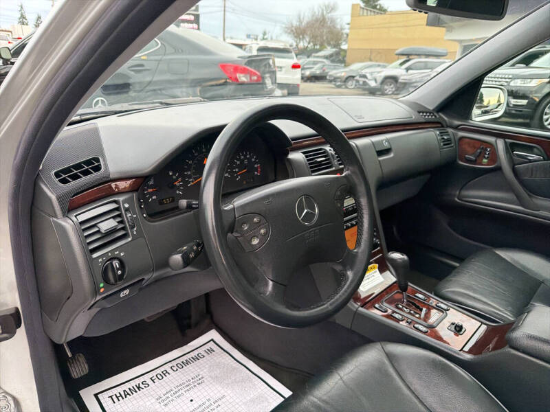 2000 Mercedes-Benz E-Class E 320 4MATIC