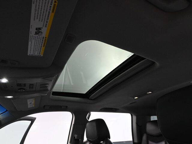 2017 Cadillac Escalade ESV Luxury