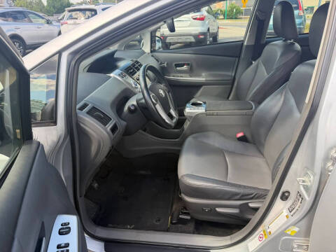 2013 Toyota Prius v