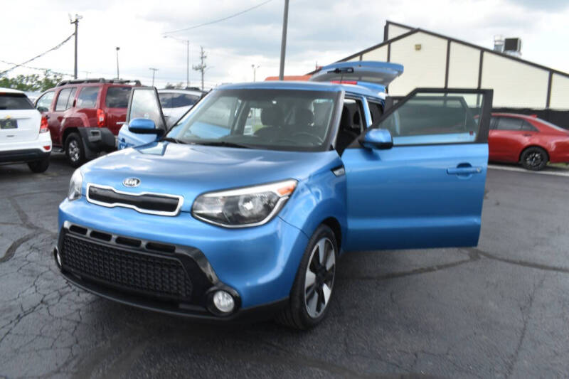 2016 Kia Soul +