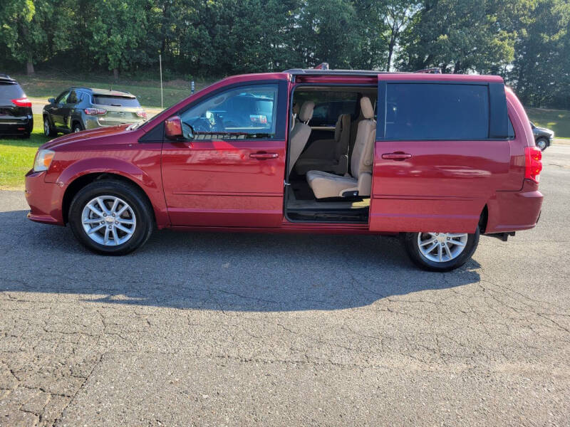 2014 Dodge WHEELCHAIR VAN