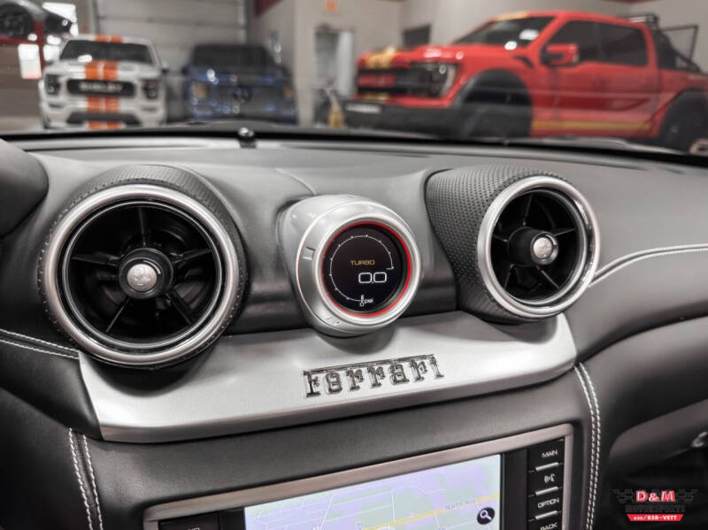 2016 Ferrari California T