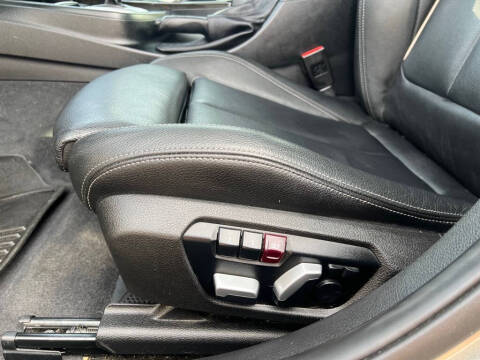 2018 BMW 3 Series 330i xDrive