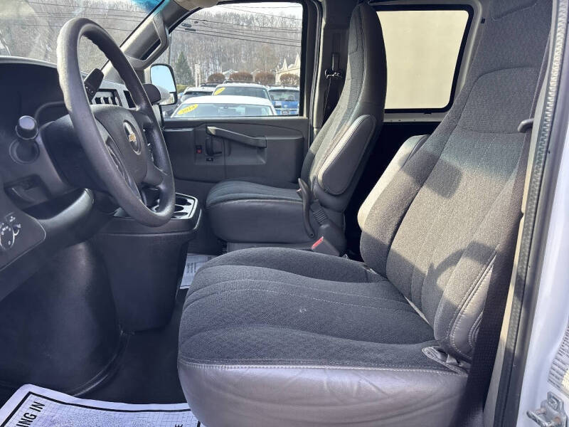 2019 Chevrolet Express 2500