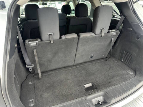 2020 Nissan Pathfinder S