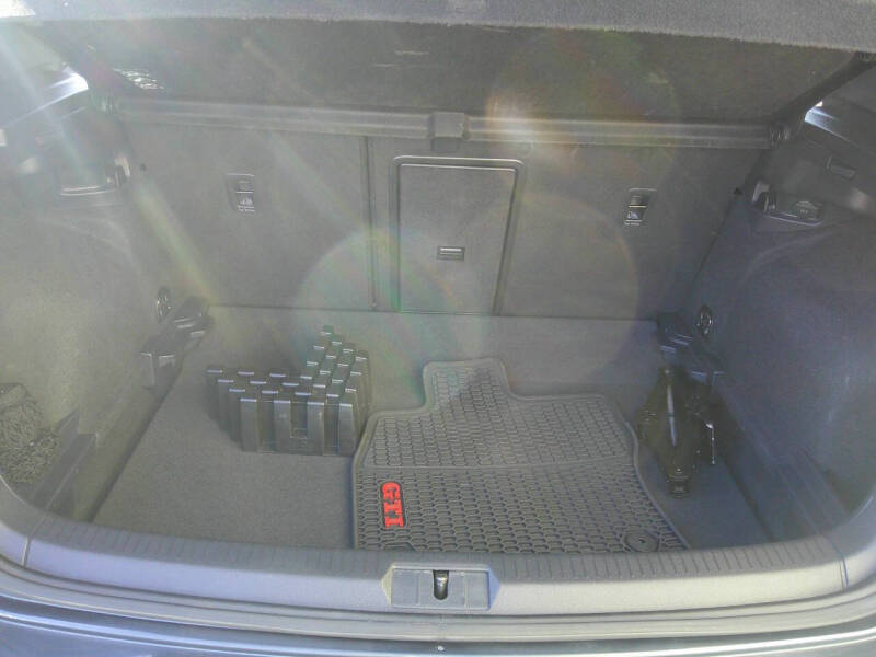 2019 Volkswagen Golf GTI S